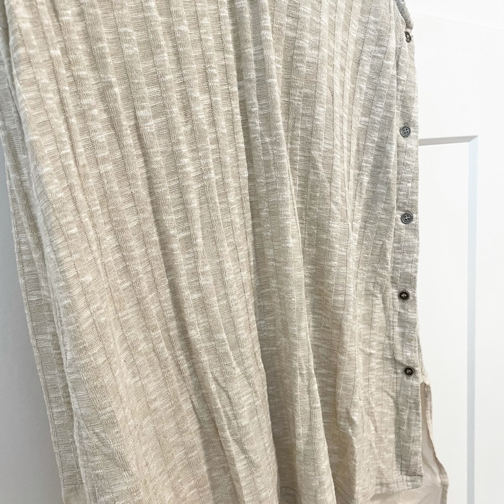 Doe + Rae Light Sweater Tank SIZE SMALL - Picture 3 of 5